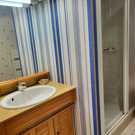 Front De Les Cordylines Vila Saint-Germain-sur-Ay